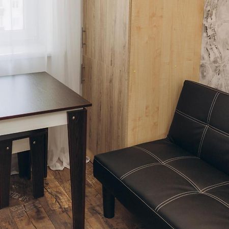 Luxe Apartments 5.26 Near Lavina 5 Floor Sumy Exterior foto